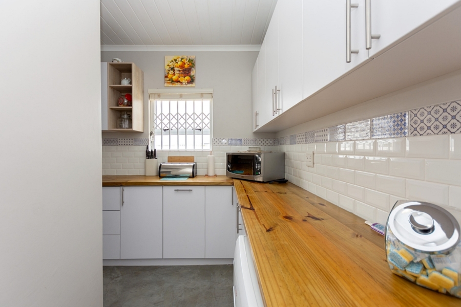 3 Bedroom Property for Sale in Britannia Bay Western Cape
